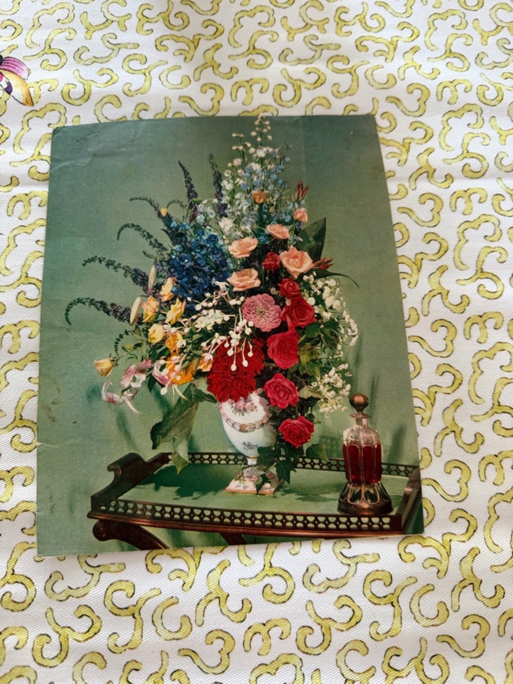 Vintage Floral Bouquet Wall Art Print - Green Background